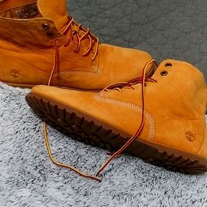 Timberlands size 8 gently used